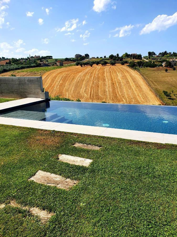 Casa Lunaria B&B Porto SantʼElpidio 外观 照片